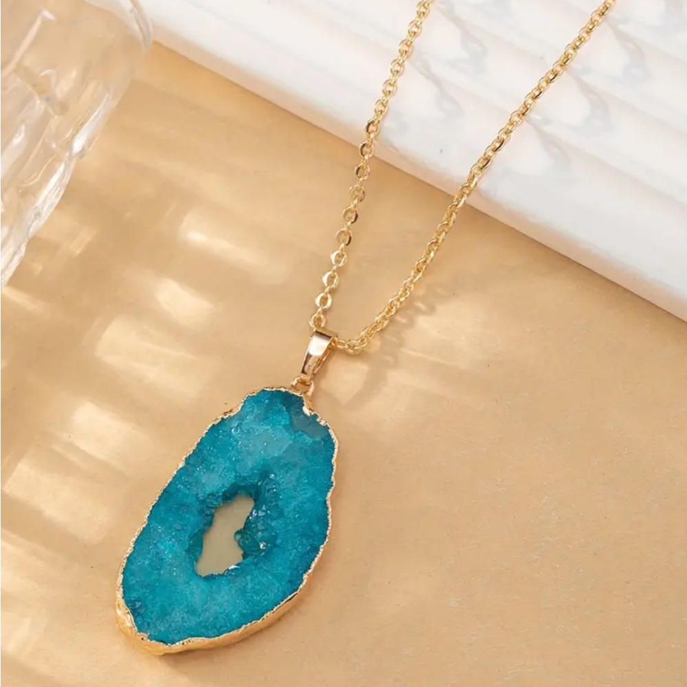 Blue Agate Pendant Necklace